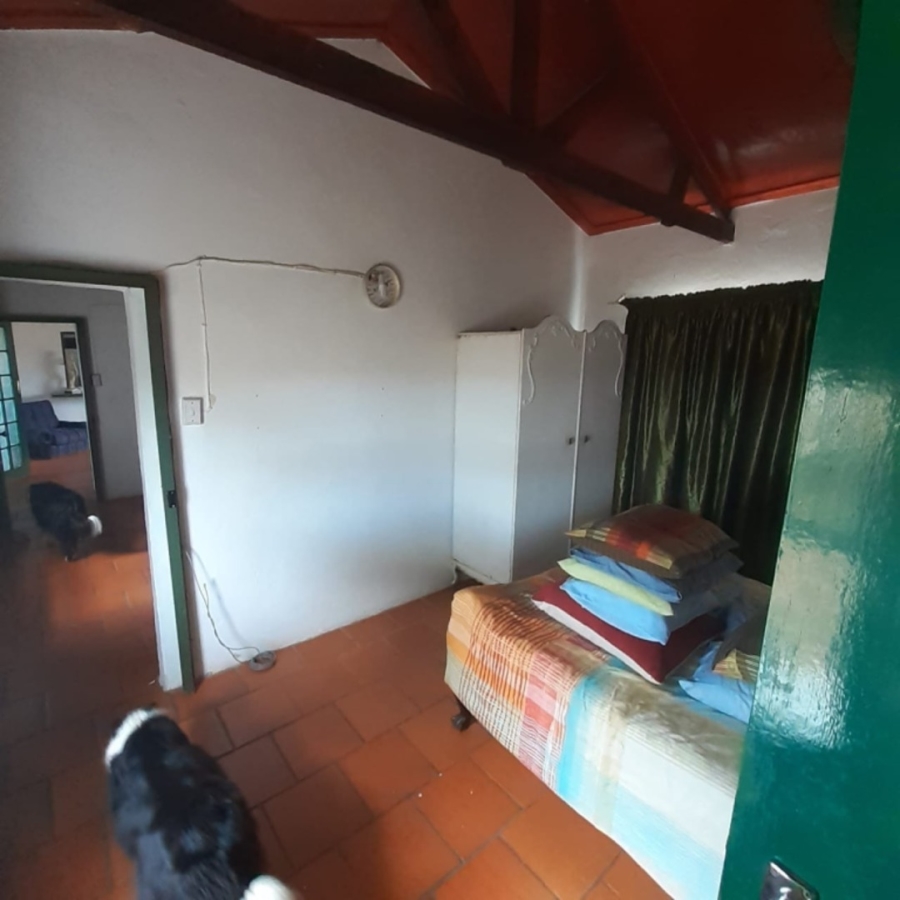 16 Bedroom Property for Sale in Trekoskraal Western Cape